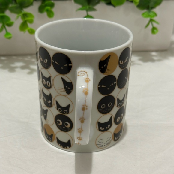Jewel Brand Ceramic Black Cat Eyes Coffee Tea Mug Made In Japan Feline Faces Whi - Picture 2 of 7